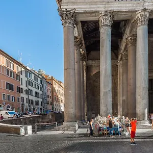 https://hub-pantheon.it-romehotels.com